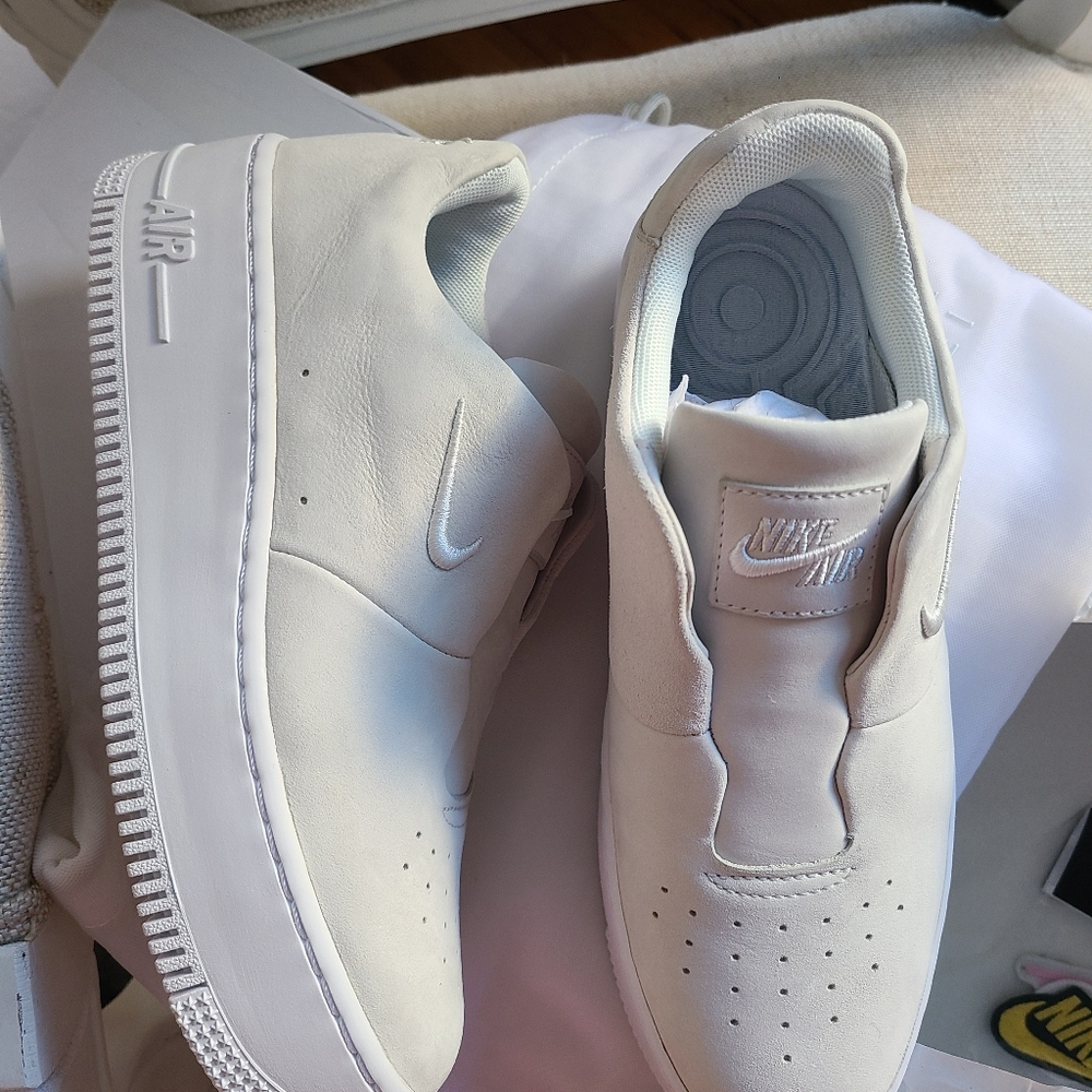 NIB Nike Air Force 1 Sage XX slip on - Sz 7.5